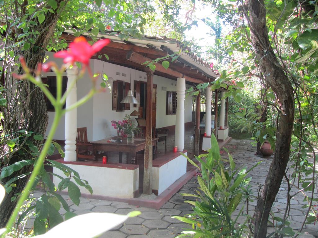 Peacock Land Hotel Tangalle Phòng bức ảnh